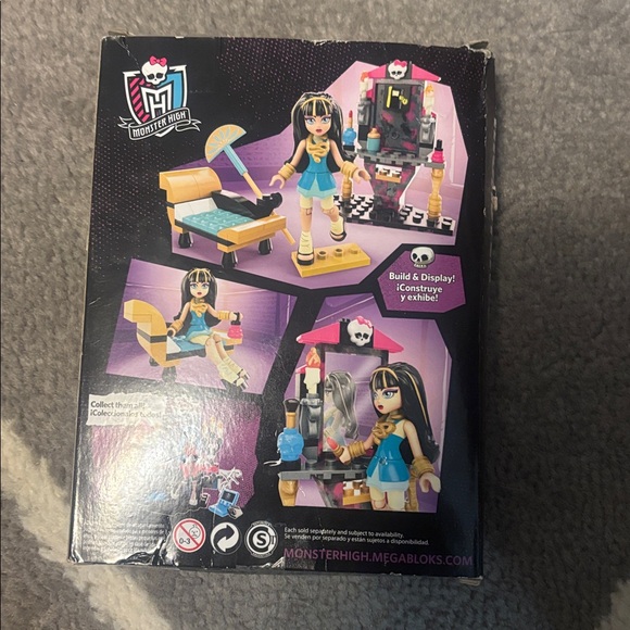 NEW Monster High Lego set RARE - Picture 4 of 4